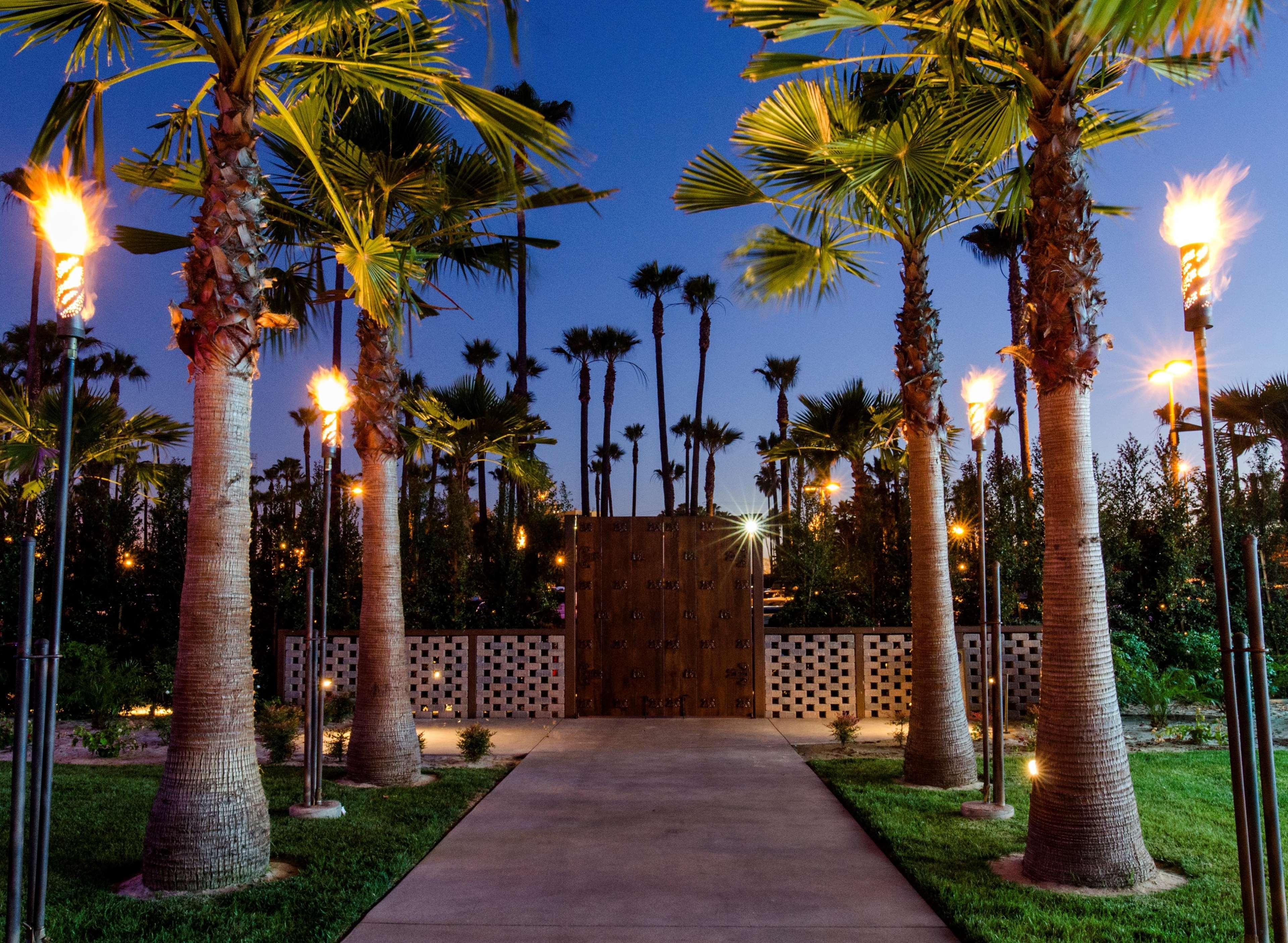 Hotel Maya - A Doubletree By Hilton Hotel Long Beach Ngoại thất bức ảnh